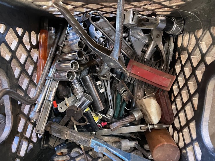 #1868-•-small-hand-tools-and-shop-supplies-image-4