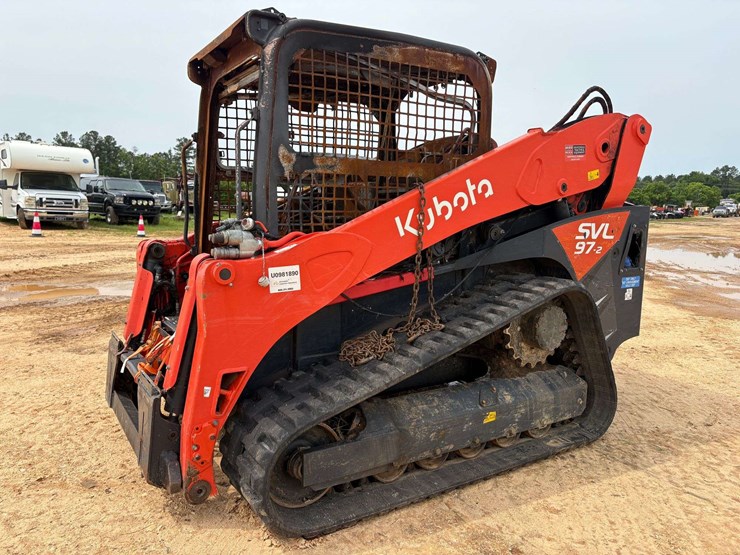 2024-kubota-svl97-2-image-1