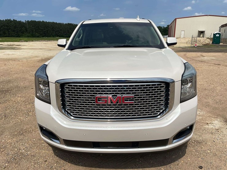 2015-gmc-yukon-denali-image-5