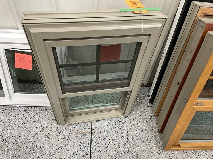 #8566-•-(1)-double-hung-window-image-7
