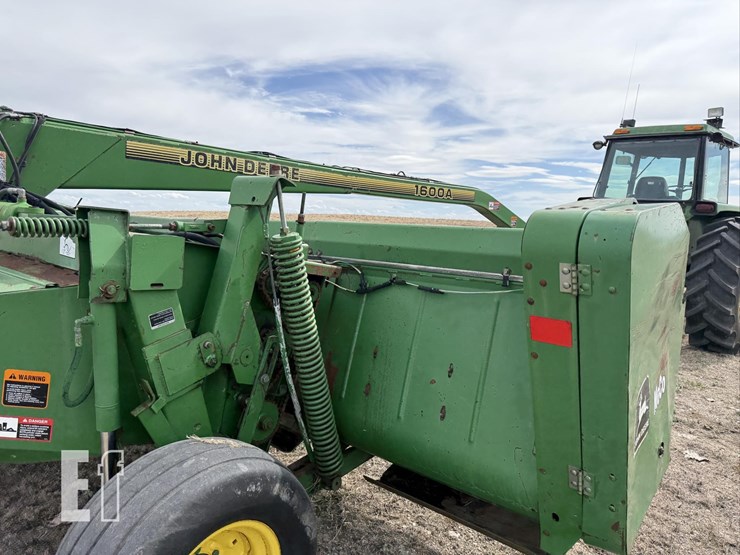 john-deere-1600a-image-10