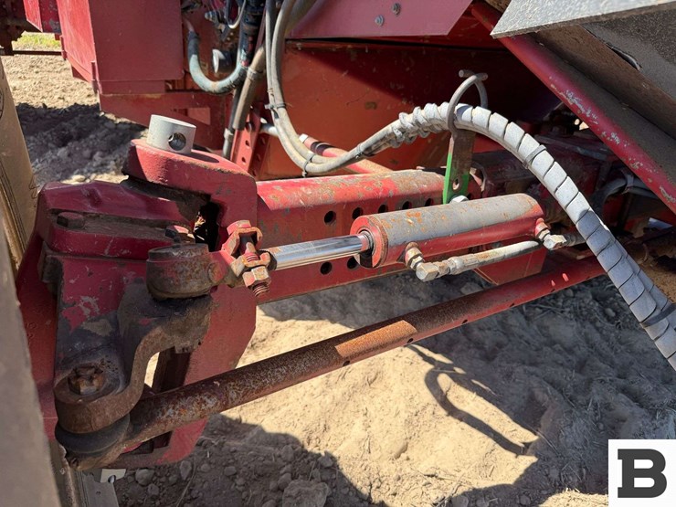 case-ih-1680-image-37