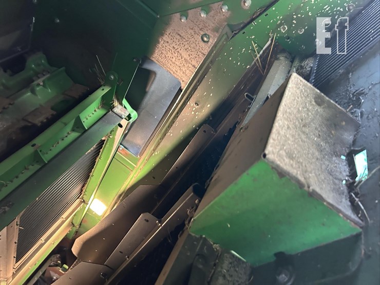 2016-john-deere-s680-image-30
