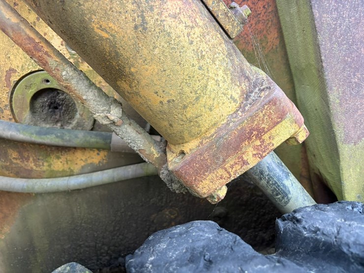 caterpillar-966c-image-17