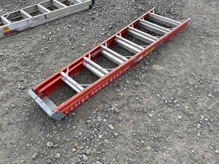 #41185-•-louisville-8'-ladder-inv#-41185-image-3