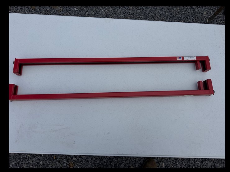 #530-•-two-36”-clamps-image-1