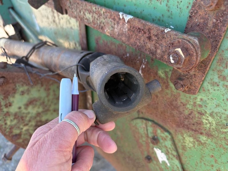 john-deere-115-image-10