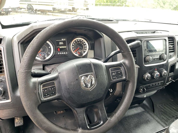 2016-dodge-ram-2500-image-12
