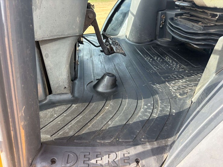 deere-310sg-image-14