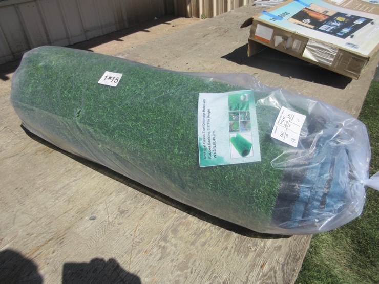 new-unused-3.3'-x-49.2'-artificial-turf-roll,-image-1