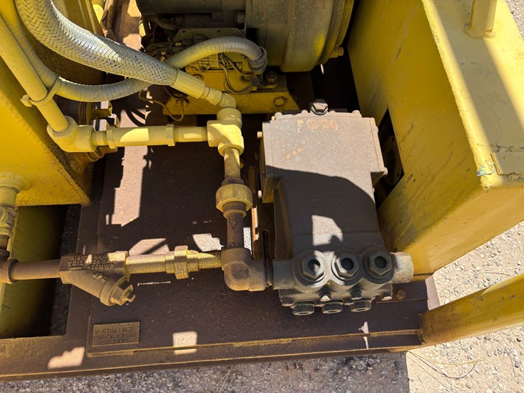 meyer-4-station-closing-unit,-skidded-image-3