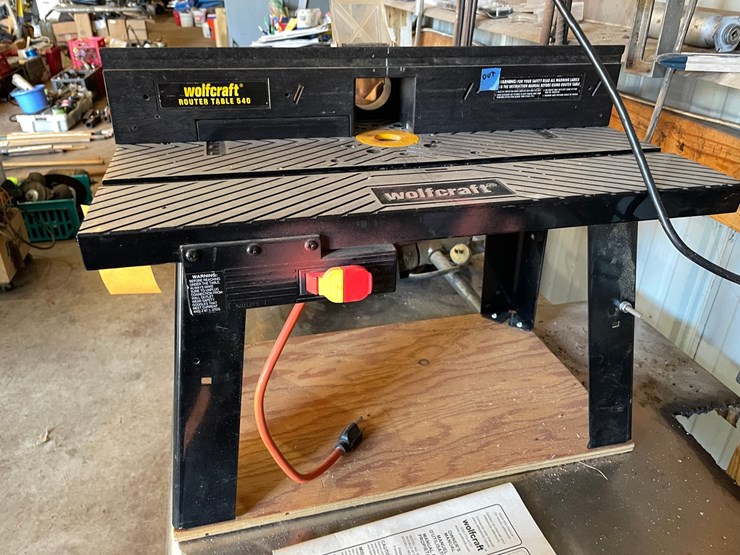 #1852-•-rockwell-router-with-wolfcraft-router-table-image-20
