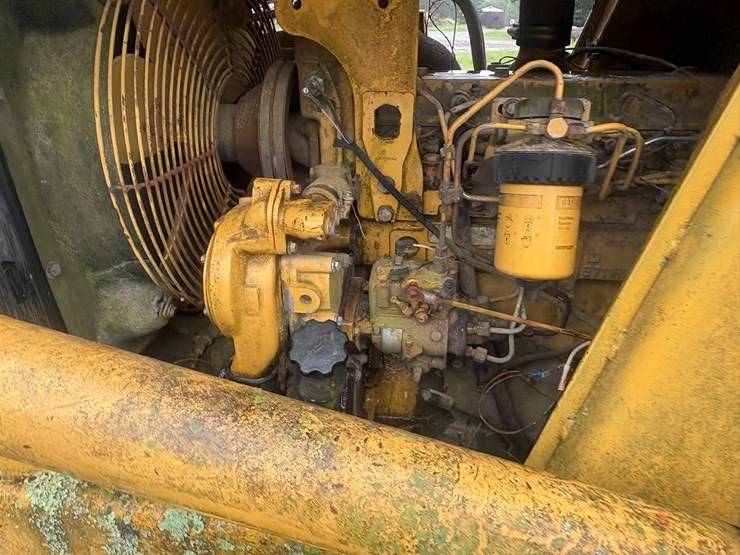 caterpillar-416b-image-52