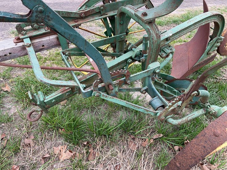 john-deere-one-bottom-plow-image-26