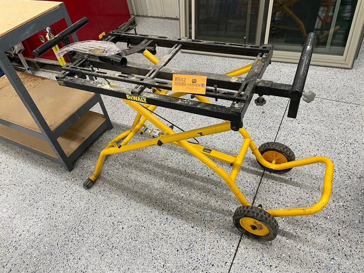 #8542-•-dewalt-rolling-miter-saw-stand-image-1