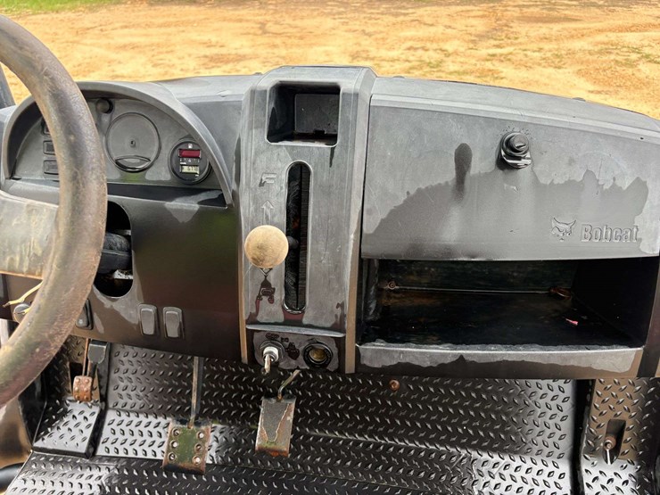 bobcat-2200-image-13