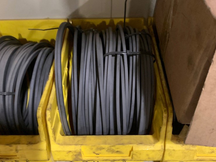 cabinet-and-all-it’s-content-(-inner-seals,-outter-seals,-seat-seals)-image-7