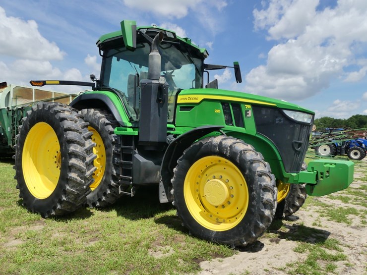 2020-john-deere-7r-210-image-18