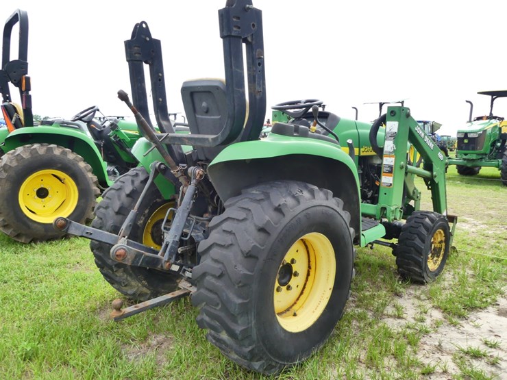 john-deere-4210-image-3