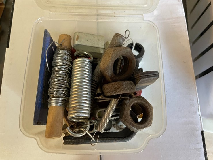 #1850-•-assorted-shop-supplies-image-26