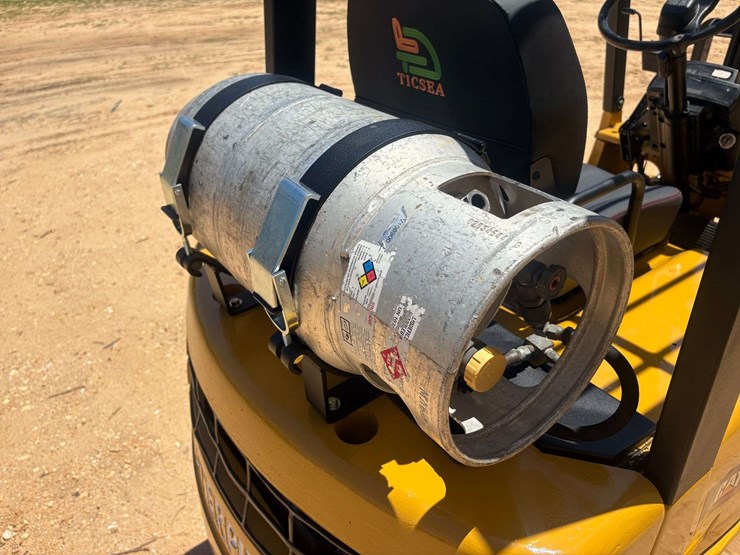 caterpillar-gp15-image-20