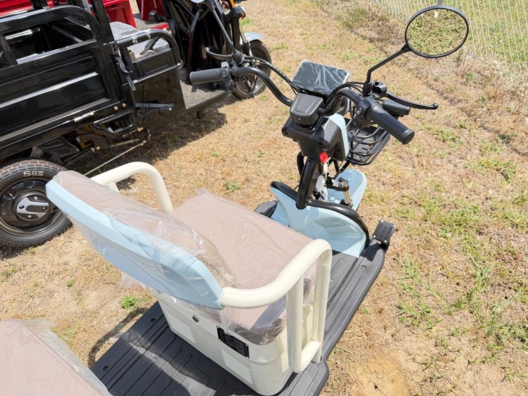 #588-•-electric-tricycle-mini-golf-cart-image-5