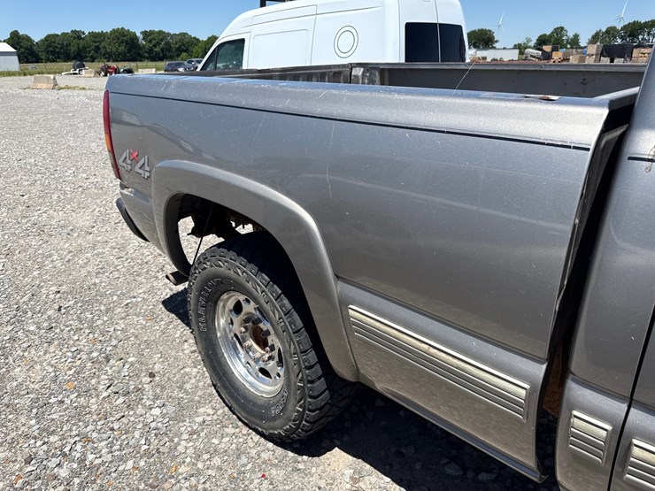 1999-chevrolet-2500-image-6