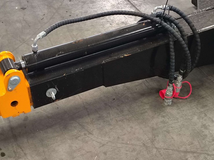 skid-steer-telescopic-boom-(short-cylinder)-image-10