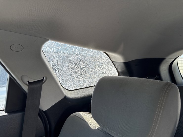 2015-hyundai-santa-fe-image-17