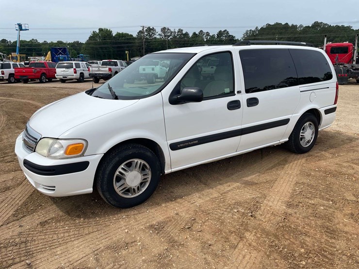 2004-chevrolet-venture-image-1