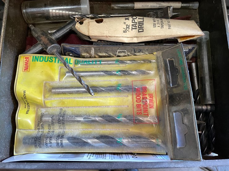 #1847-•-union-steel-tool-chest-and-contents-image-10