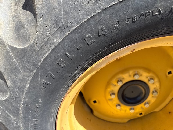 john-deere-110-image-13