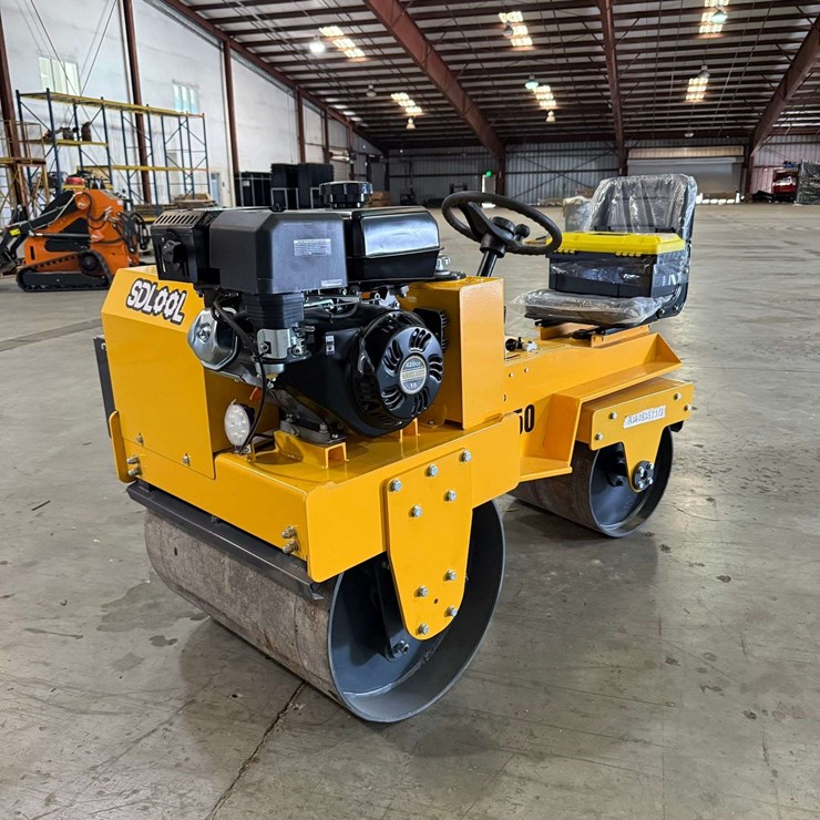 2026 SL850 Vibratory Road Roller, Dual Drum New and Efficient (New/Unused)