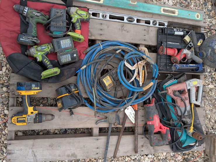 used-power-tools-and-woodworking-equipment-image-1