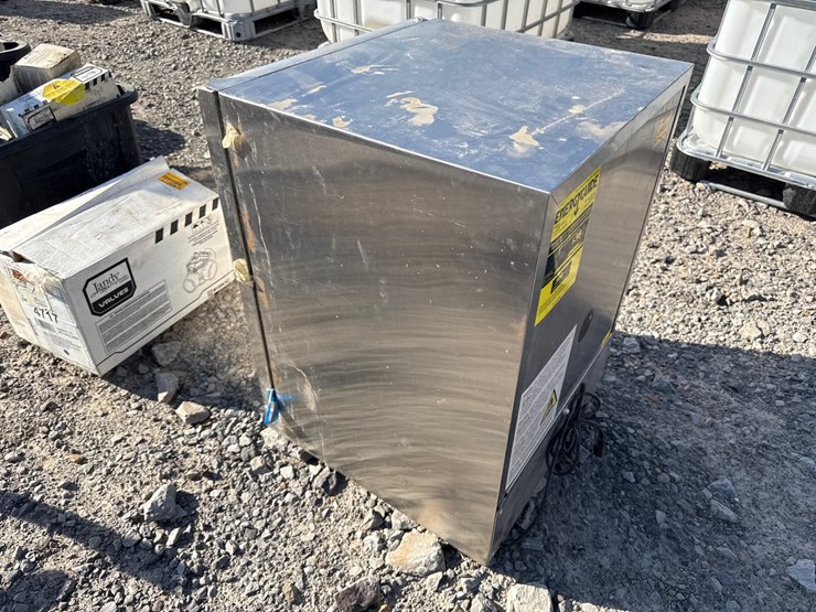 #43266-•-unused-bull-outdoor-refrigerator-inv#-43266-image-2