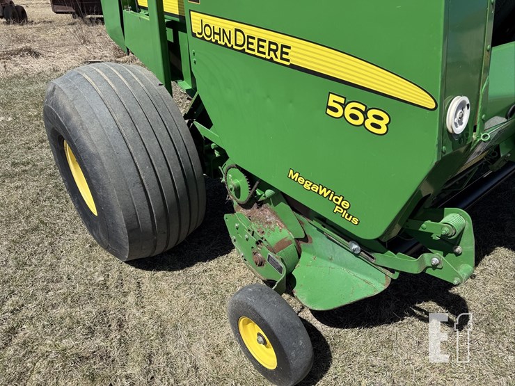 john-deere-568-image-9