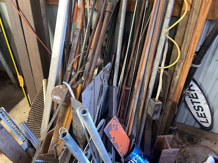 #1874-•-pile-of-scrap-metal-image-4
