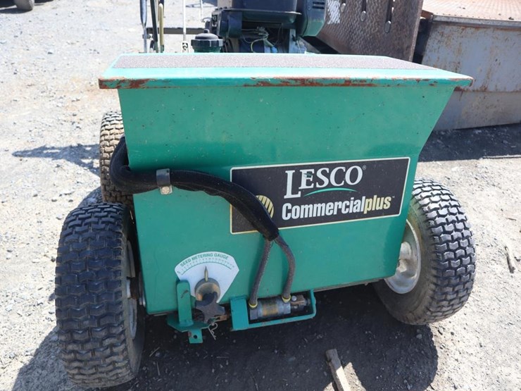 lesco-aerator-image-9