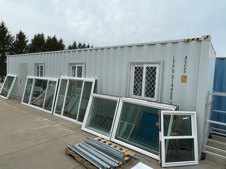 #3284-•-shipping-container-tiny-house-image-7