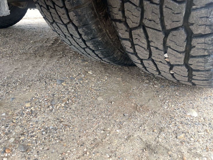 2014-ford-f350-image-22