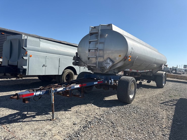 #42730-•-1996-weld-it-s/a-5400gal-fuel-trailer-1w9t23269tl010011-inv#-42730-image-1