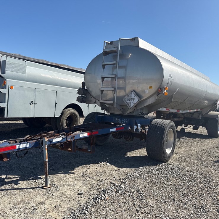 #42730 • 1996 Weld-It S/A 5400gal Fuel Trailer 1W9T23269TL010011 INV# 42730