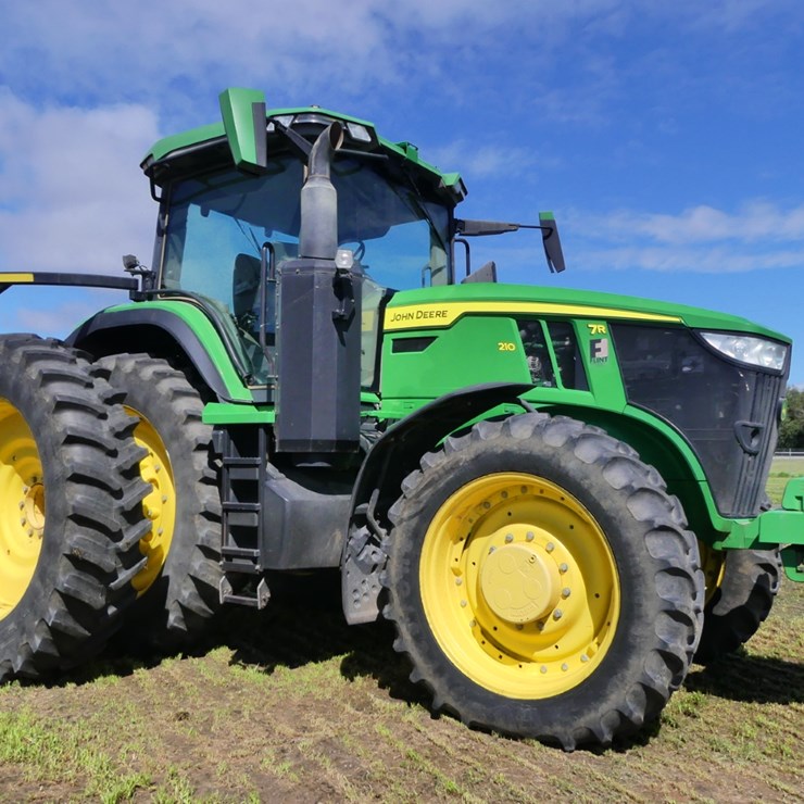 2020 JOHN DEERE 7R 210
