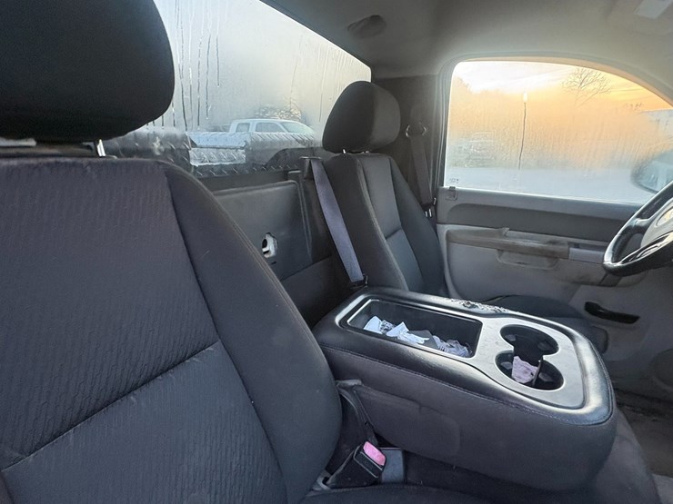 #23969-•-2011-chevrolet-silverado-4x4-pickup-vin:-1gcnkpea1bz146545-image-22