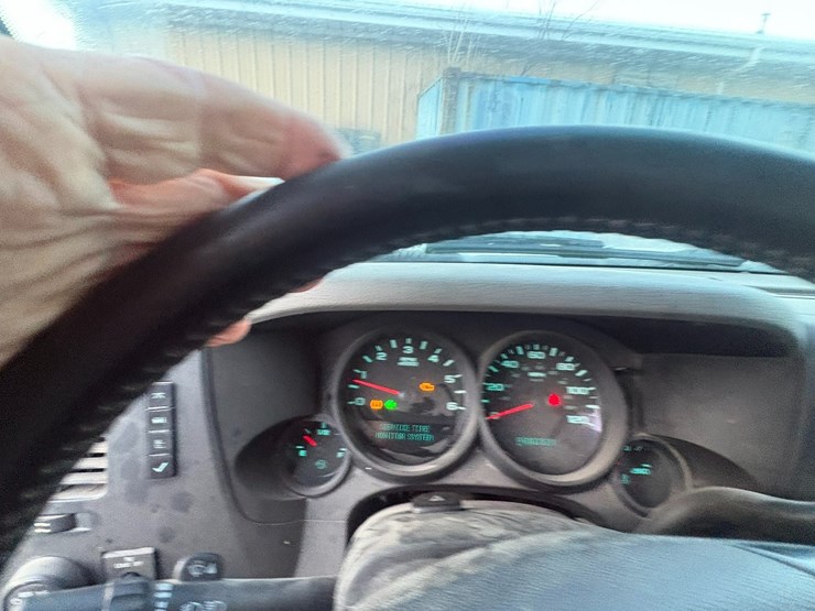 #23969-•-2011-chevrolet-silverado-4x4-pickup-vin:-1gcnkpea1bz146545-image-36