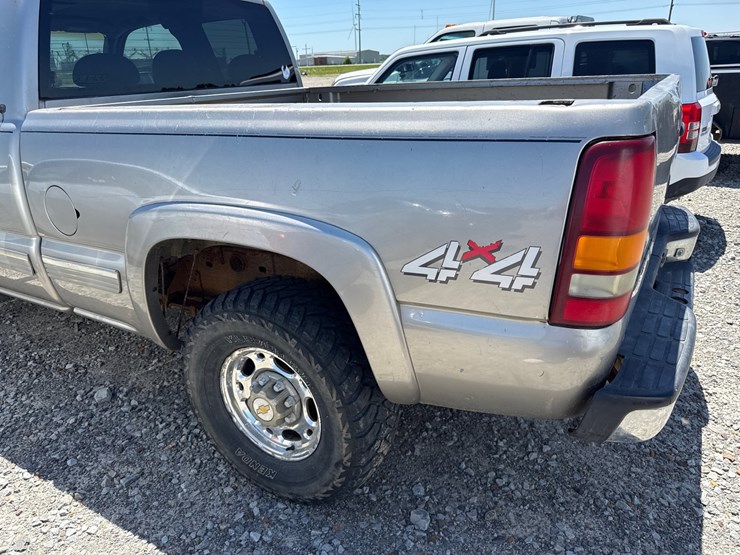 1999-chevrolet-2500-image-13