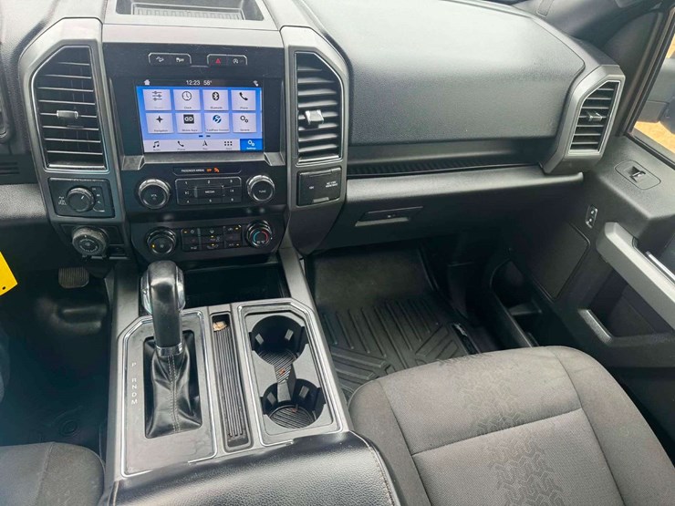 2019-ford-f150-image-18