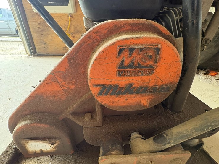 #42111-•-mikasa-mvc-90h-vibratory-compactor-image-5