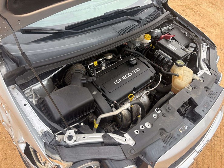 2015-chevrolet-sonic-lt-4-door-suv-(93,212-miles)-image-23