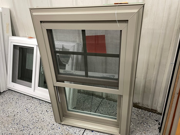 #8566-•-(1)-double-hung-window-image-8